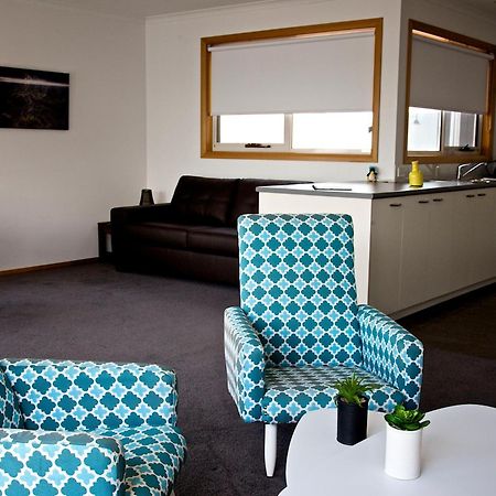 Penguin Beachfront Apartments Δωμάτιο φωτογραφία