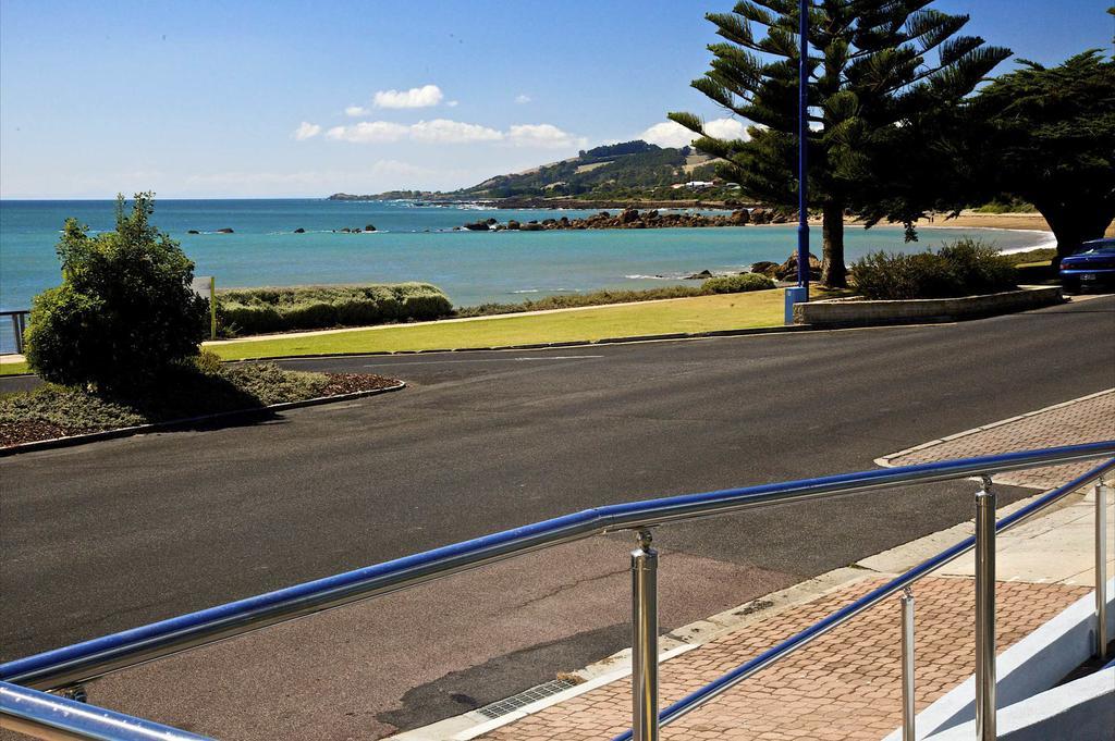 Penguin Beachfront Apartments Εξωτερικό φωτογραφία