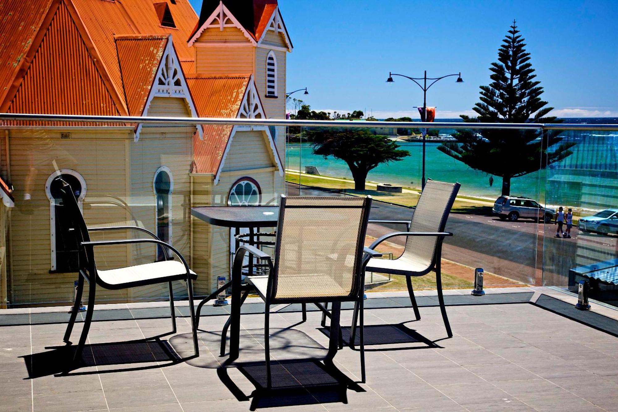 Penguin Beachfront Apartments Δωμάτιο φωτογραφία