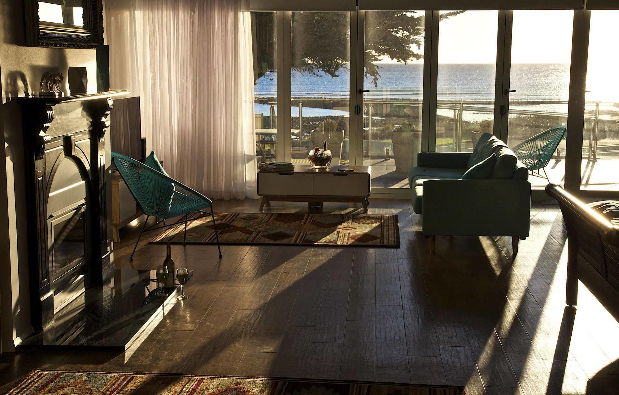 Penguin Beachfront Apartments Εξωτερικό φωτογραφία