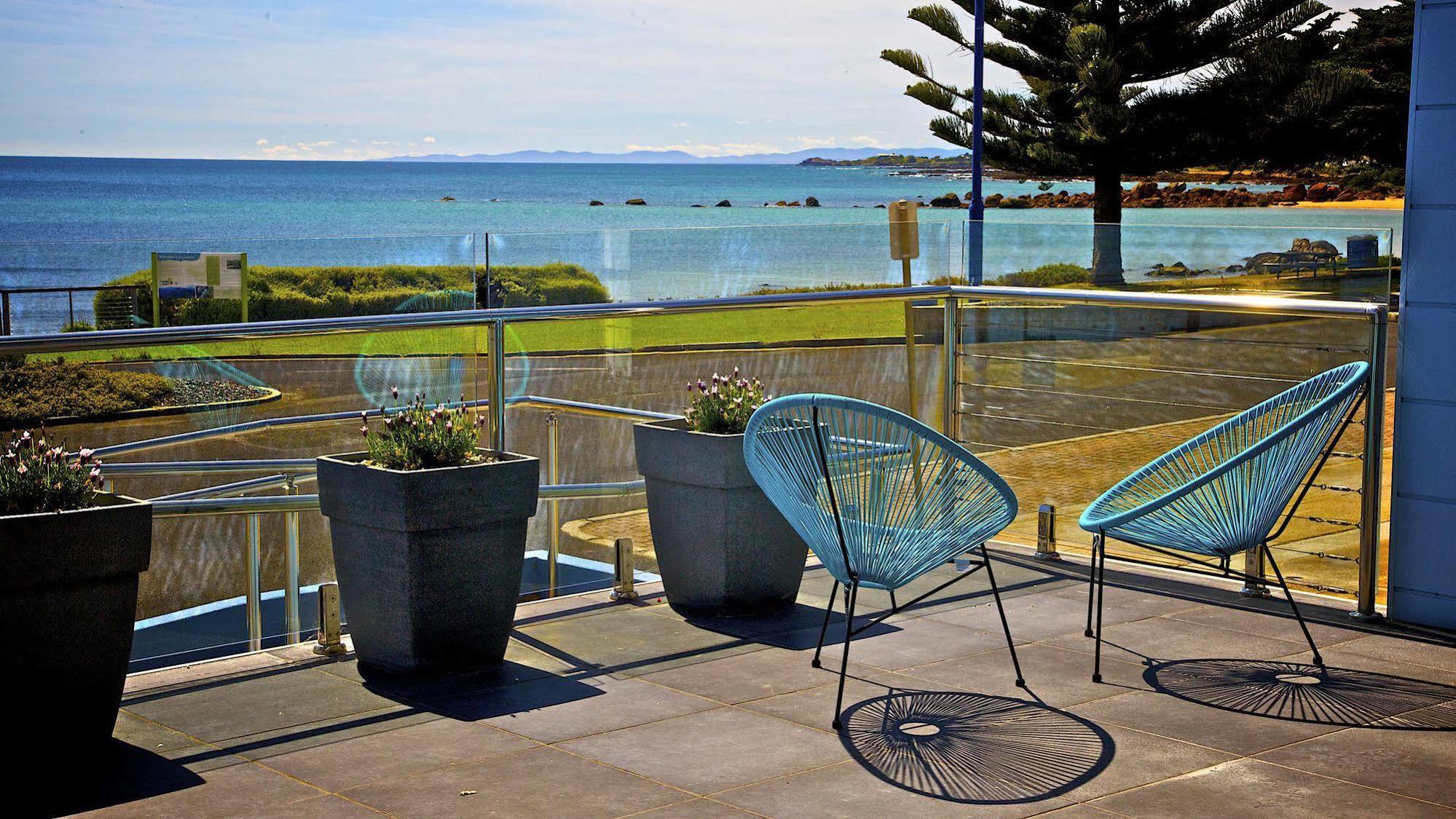 Penguin Beachfront Apartments Εξωτερικό φωτογραφία